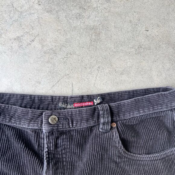 Vintage Quiksilver Shorts Mens 36 Black Corduroy Pocket Zip Fly Skate Surf - Picture 3 of 3